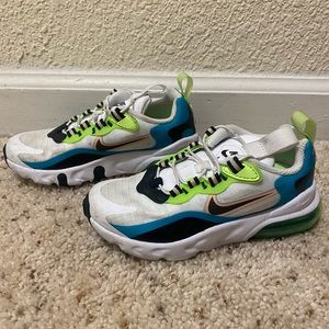 💎Kids Nike Air Max 270 React SE size 11